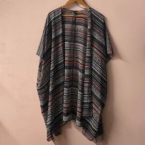 Forever 21 Colorful Tribal Print 1/2 Sleeve Kimono Size L GUC